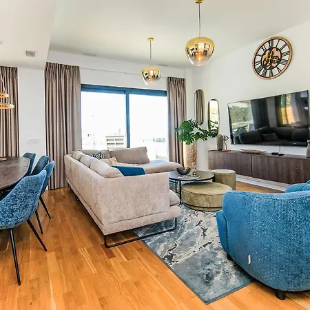 빌라 Perla By Interhome 피네스트라트